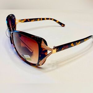 Sunglasses for sale!
Follow us on FB at Sunny Dayz Shades